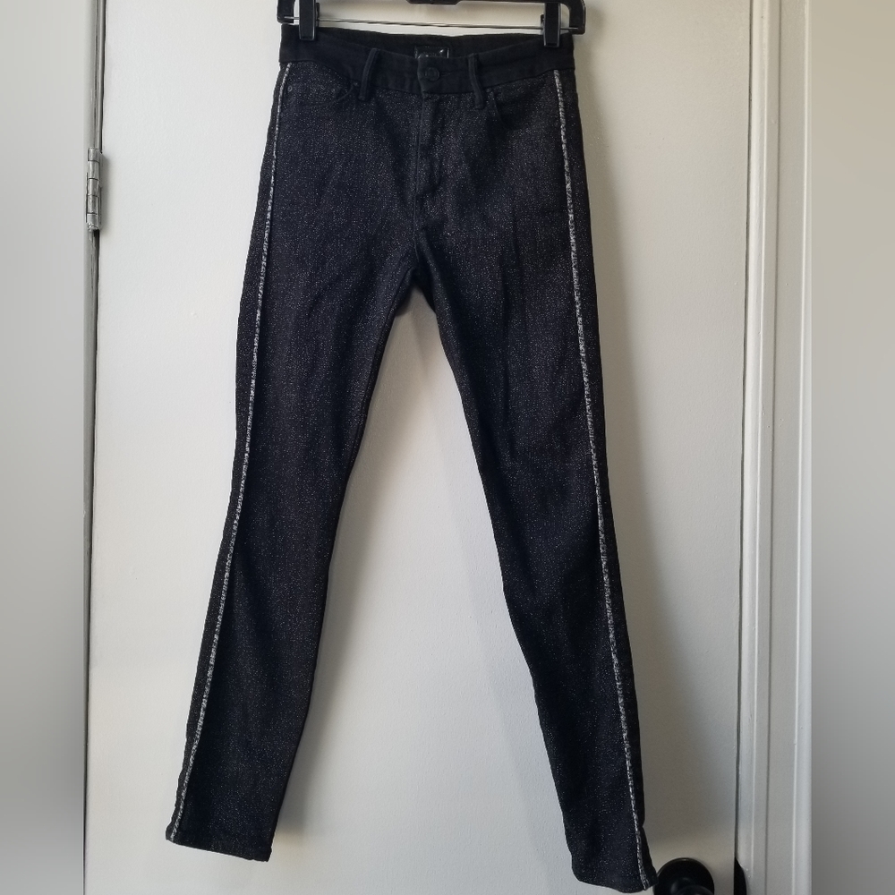 Mother High Rise Looker Diamond in The Rough Jeans